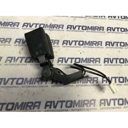 Замок заднего левого ремня безопасности Peugeot 308 SW 2013-2021 98002031XX